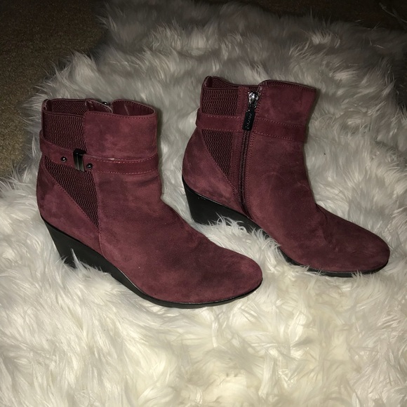 Blondo booties - Picture 1 of 4